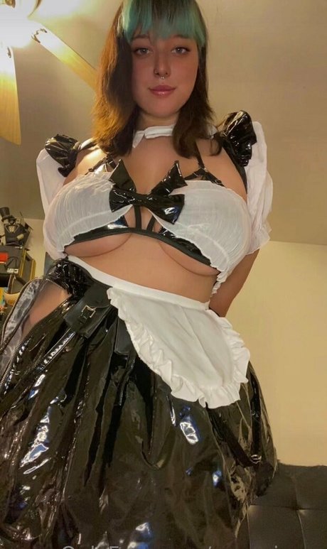 senpaisara onlyfans striptease