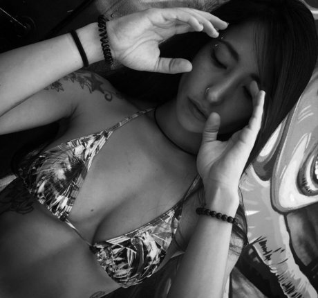 Bia Miyuki onlyfans desnuda