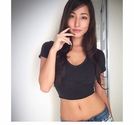 Bia Miyuki onlyfans nude photos