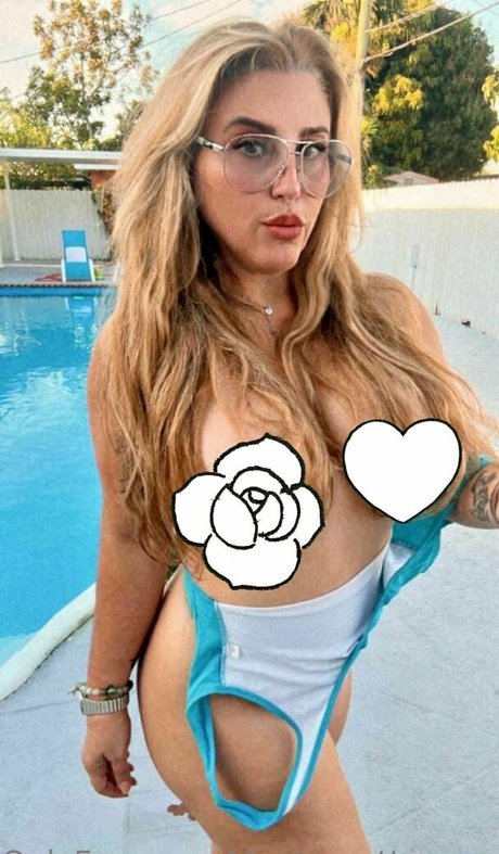 denia pettessen onlyfans leakes