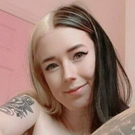 lucyypromo onlyfans nude photos