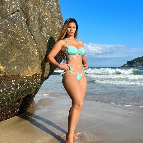 Iany Tassia naked onlyfans leak