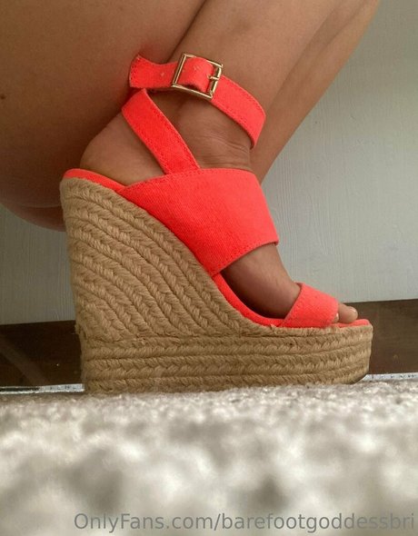 barefootgoddessbri leaked porn onlyfans