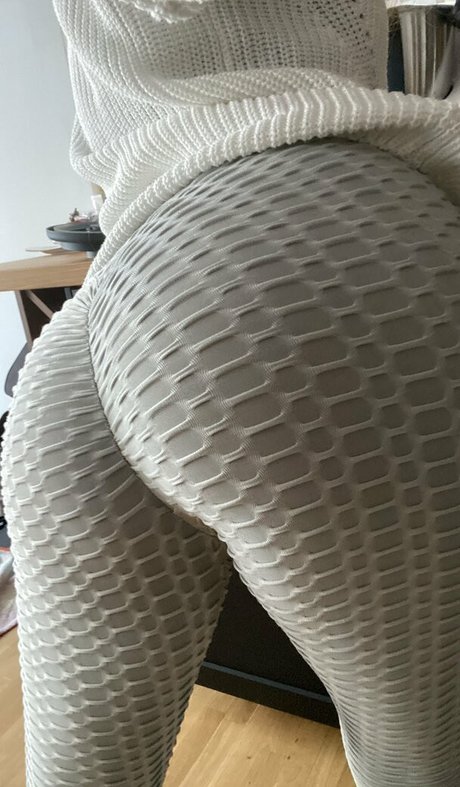 worldofvivi boobs onlyfans