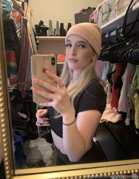 lillyxmaefree leaked onlyfans porn