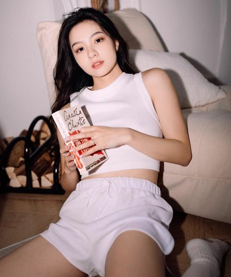 Helenhmy onlyfans porn leaks