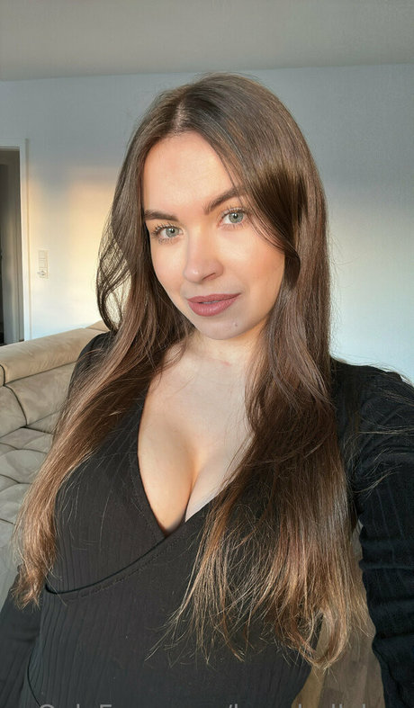 heychellyhey only fans content