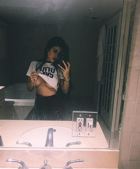 Claudia Alende onlyfans picture