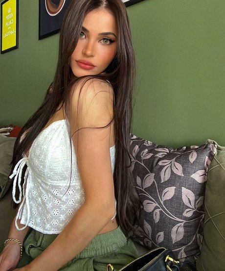 Claudia Alende leaked onlyfans xxx