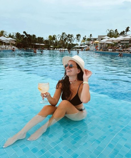 Camila Bonatelli onlyfans