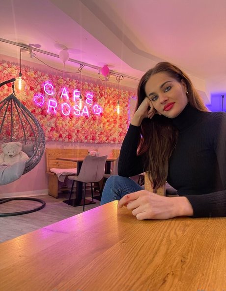 leniyoung official only fans