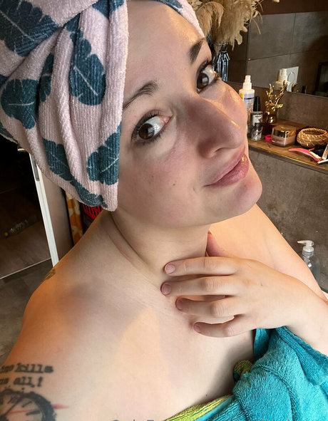 mrstittykatty onlyfans leaked sex