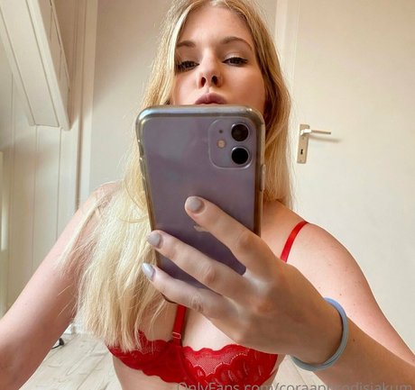 coraaphrodisiakum only fans nudes