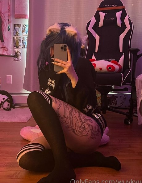 wuvkyu feet onlyfans