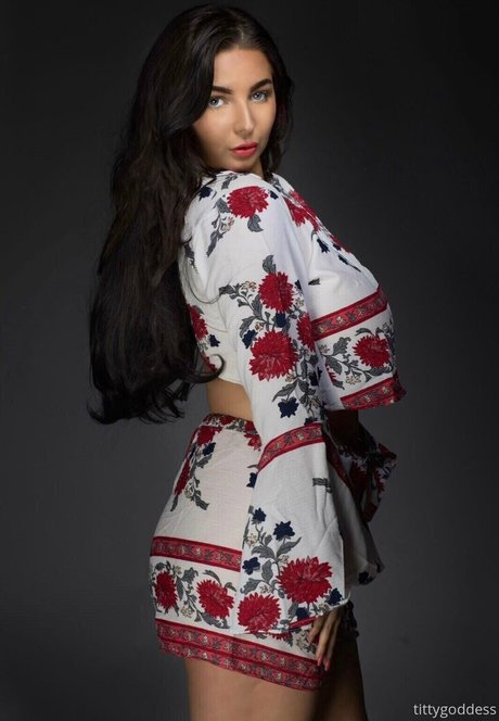 freetittygoddess onlyfans sex