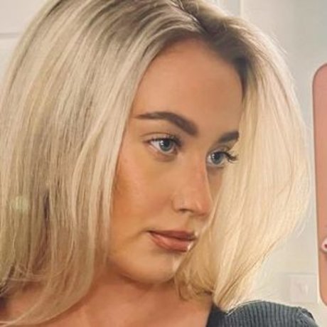 Tia Carter onlyfans nide