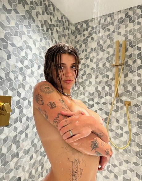 arikytska onlyfans leaked.