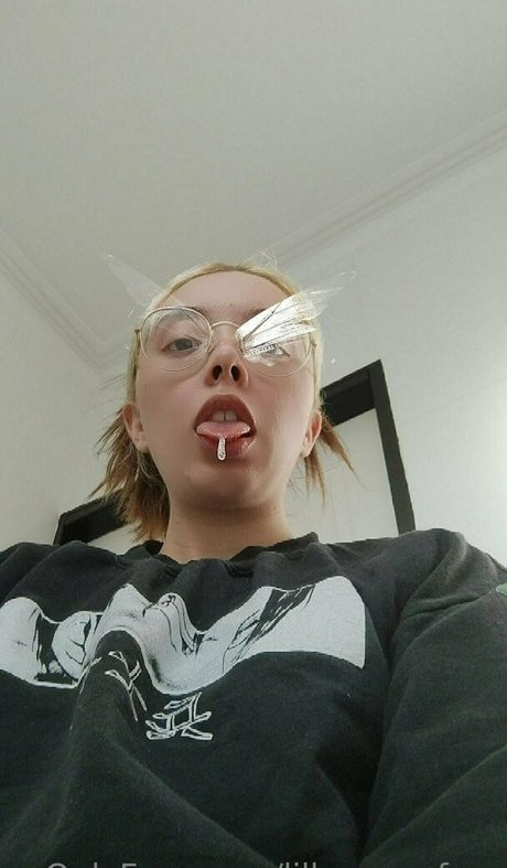 lillymeawfree onlyfans naked