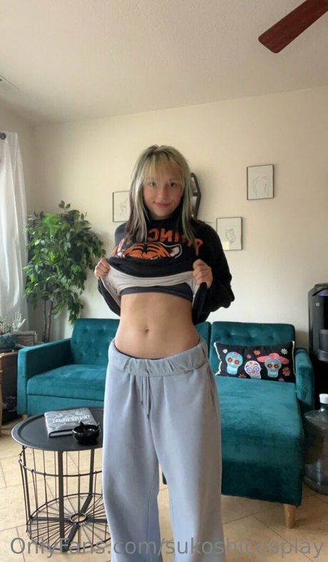 sukoshicosplay onlyfans topless