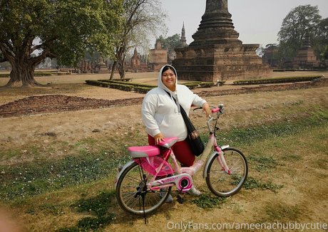 ameenachubbycutie only fans sex