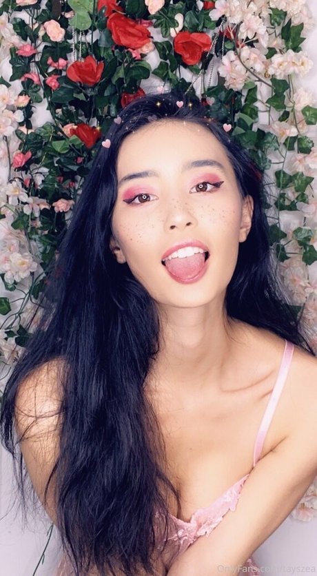 public xxx onlyfans free xxx render