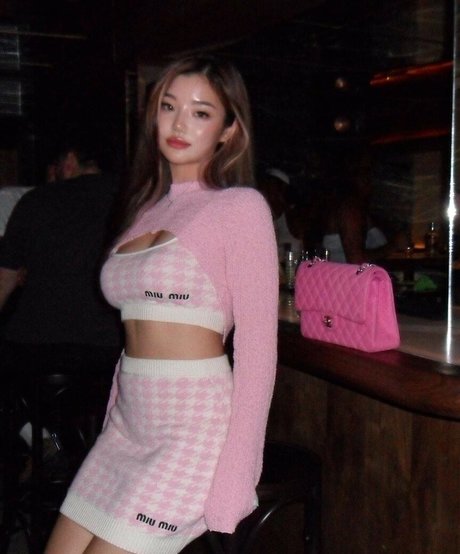 Annxhy onlyfans strip tease