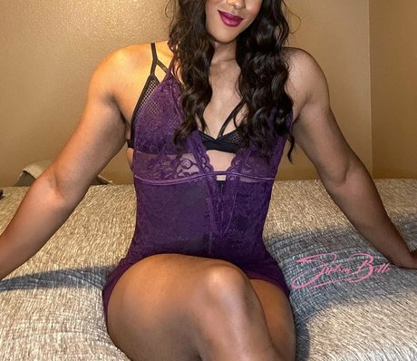 Sophia Belle Fit onlyfans topless