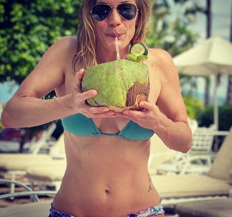 Katee Sackhoff onlyfans porn