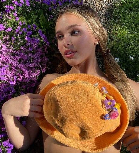 Kiana Stadler onlyfans sex