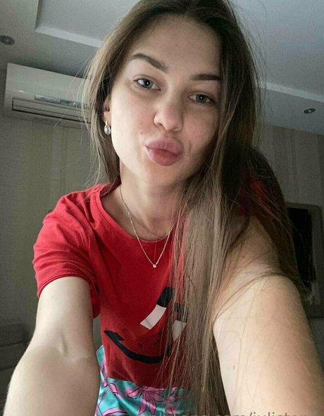 julistone onlyfans nude pictures