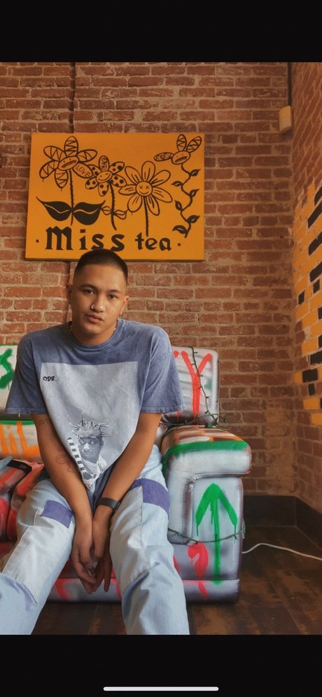 Lanze onlyfans model images