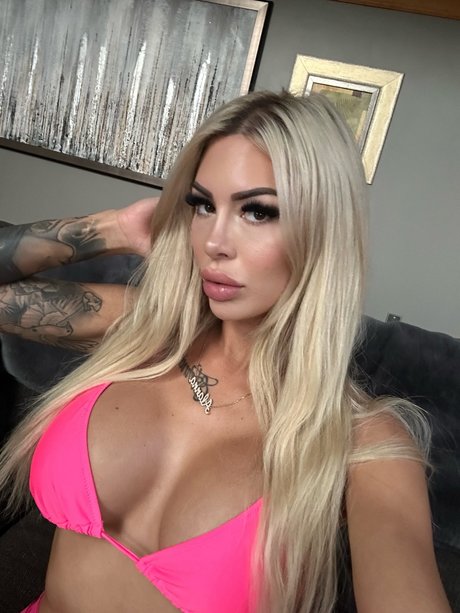 Miss NotYourBarbie_ en onlyfans