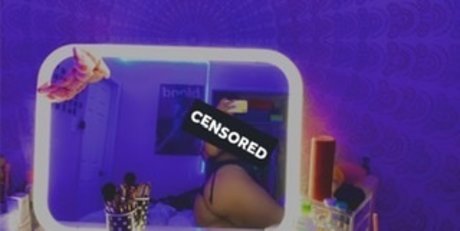 aurora onlyfans page