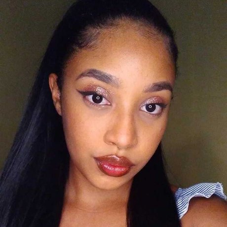 ALINA leaks only fans