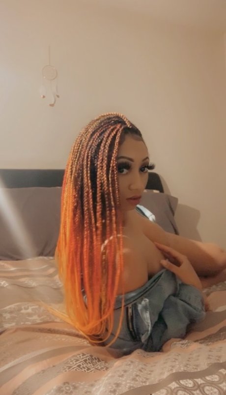 Alina Gray onlyfans boobs