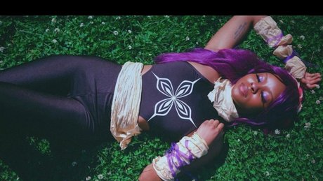 The LMG_ onlyfans strip