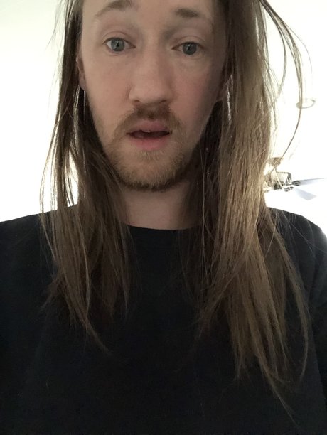 notlagom onlyfans topless