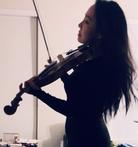 NoemieViolin leaked porn onlyfans