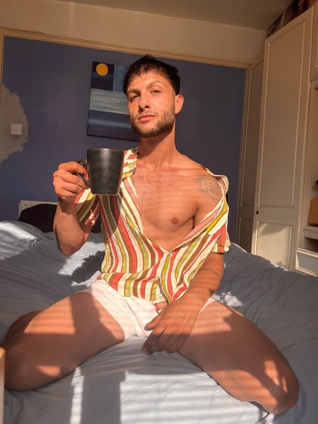 LoveMeNow only fans pics