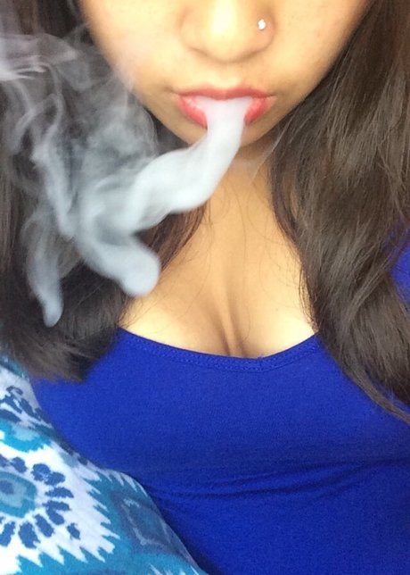 Denielle Rosewood on onlyfans