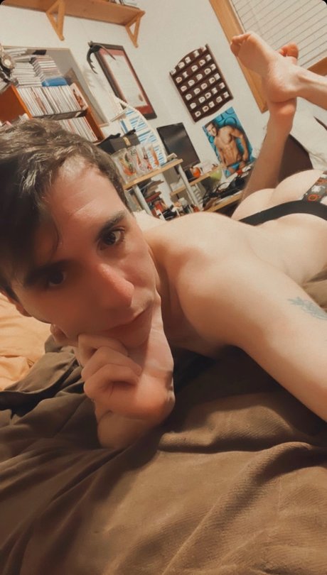 Alexander Jones onlyfans nude photos