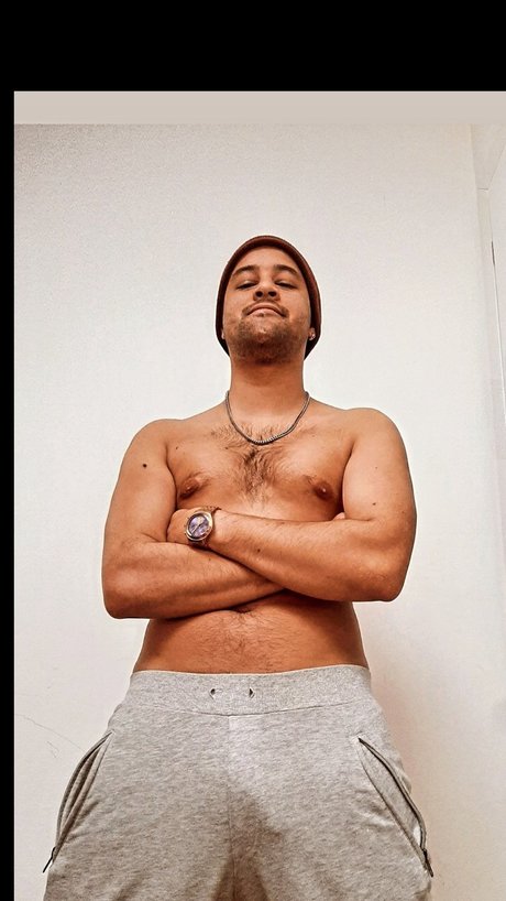 Toro Latino onlyfans nude tits