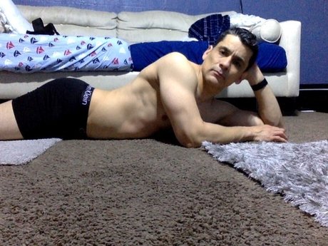 Alejandro Miranda onlyfans lesk