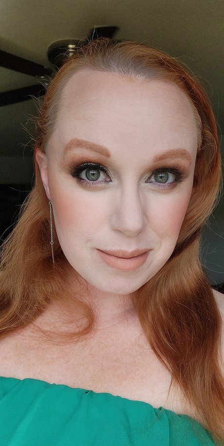 Aderial Lynn only fans pics