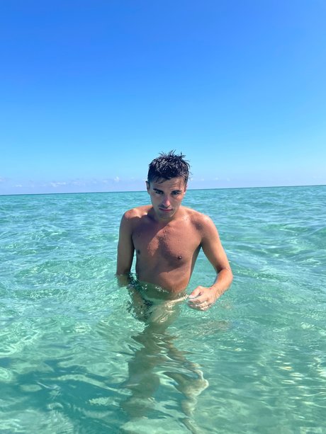 Only Tom_ naked on onlyfans