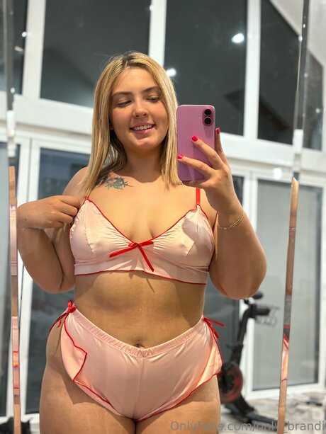 BRITISH BRANDI RAEE_ leaked onlyfans content