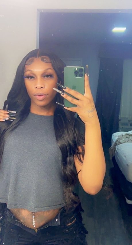 KhariV_ onlyfans porn leaks