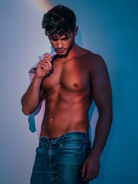 Omar Mahmoud nude porn onlyfans