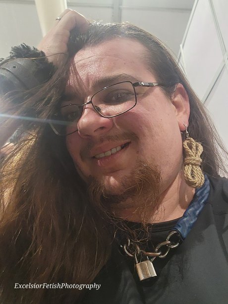 Ace Atoms porn onlyfans