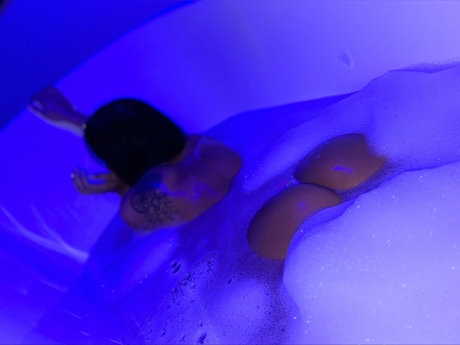 Olivia Kiss onlyfans naked leak